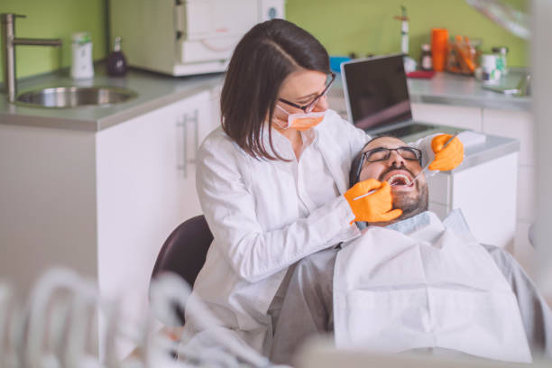 Best Emergency Dental Services Near Me  in Sauk Vlage, IL